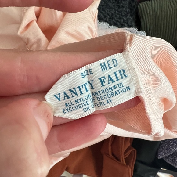 Vintage Pink Lace Trim Slip Skirt - Picture 5 of 5